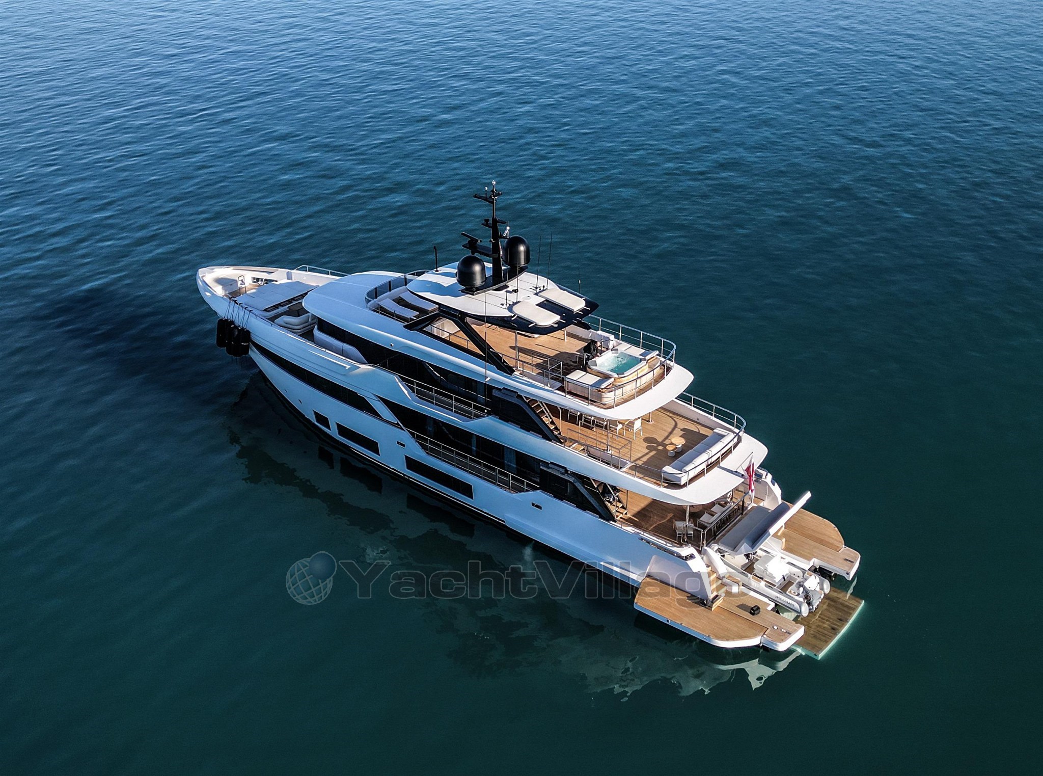Custom Line Navetta 38 3
