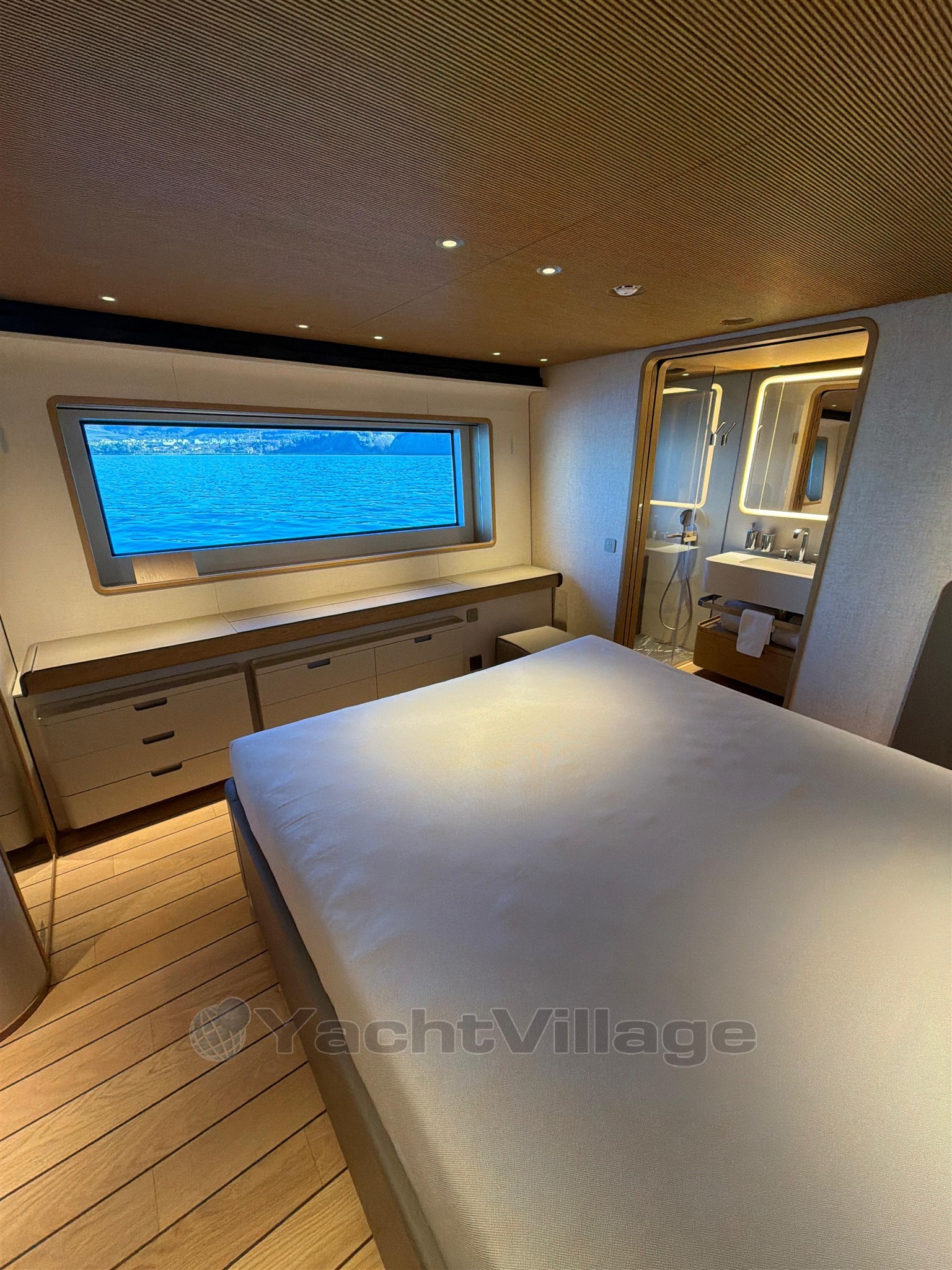 Custom Line Navetta 38 23