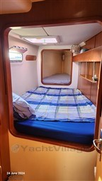 ecc16_bzjoq_1.1.4.1_port_forward_cabin_with_kids_bow_bed_bow.jpg