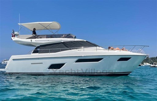 Ferretti 450