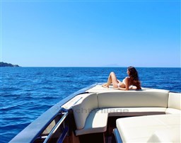 Maori 50 T-Top (3).jpg