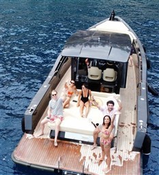 Maori 50 T-Top (6).jpg