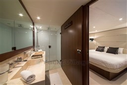 SBS Yachts Princess V78 (25)