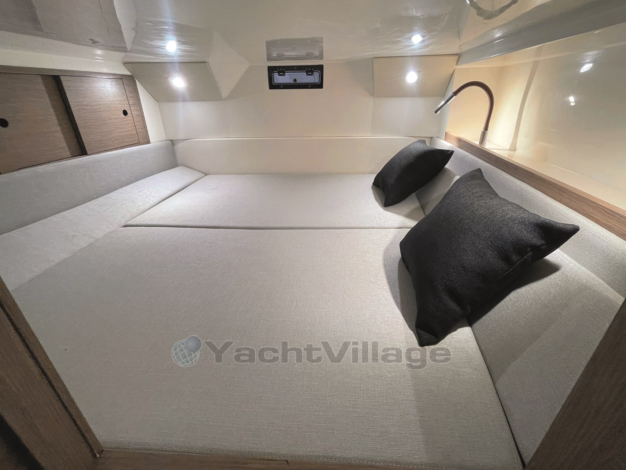 F36 CUCCETTA DI POPPA