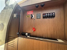 e4a7c_bac469d3-0489-4223-ac32-cb03f67fec4a.jpg