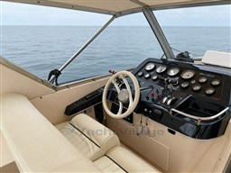 a4wy83m840.jpg