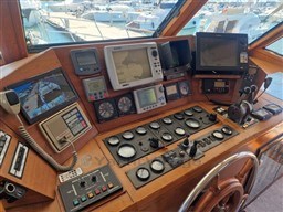 2t21ihw3ef.jpg