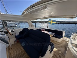 0gxs7ig6j3.jpg
