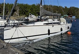 hewq6fcrh9.jpg