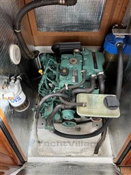 tasosm9883.jpg
