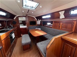 ecjiwy6i8p.jpg