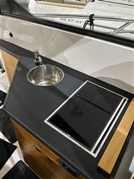 0ouspjr910.jpg