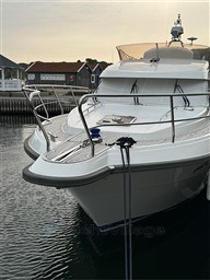 x2472dh57z.jpg