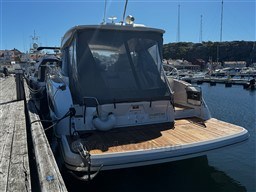 ug6987tfe0.jpg