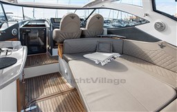 yhb6uncb8v.jpg