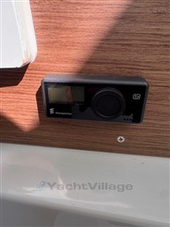 pc64w1bi1k.jpg