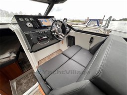 7x1zj5f1i7.jpg