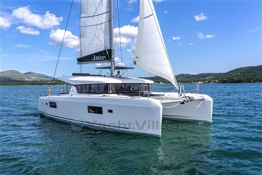 Lagoon 42