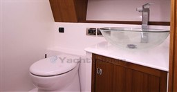 b4a0d_pftjl_positano-open-38-nautica-esposito-bagno.jpg