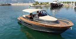 750f3_y2sgs_positano-open-38-nautica-esposito-prua.jpg