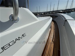 00b25_aaurd_bluegame_60_2012_marny_external_1_.jpg