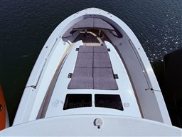 c32a8_0ig5m_bluegame_60_2012_marny_external_21_.jpg