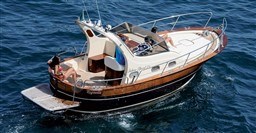 f4831_ymxii_positano-sport-28-nautica-esposito-poppa.jpg