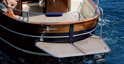 d265b_e4bj8_positano-sport-28-nautica-esposito-poppa-part.jpg