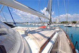 1f7b5_x7xnj_trehard_70_-_ketch_8.jpg
