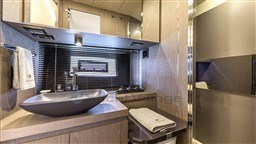 20959_vpu00_tt460-interior-4.jpg