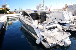 952f0_tcu72_fairline_targa_50_gt_16_.jpg