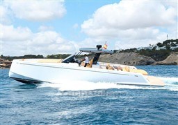 dd85e_epddx_pardo_yachts_1.jpg