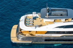 33284_kbjfl_azimut_magellano_25_-_2020_8.jpg