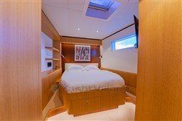 ad678_3ayry_dsc09323-hdr.jpg
