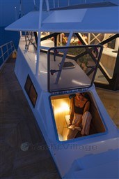 e68ba_8rzsi_54_view_on_the_inside.jpg