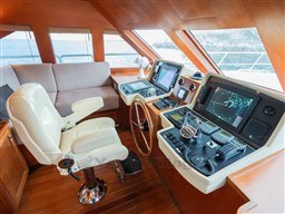 e21d2_sus7k_trader_64_sunliner_2009_interieur_7_.jpg
