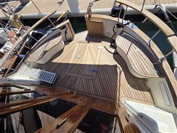 76188_its7q_menorquin_120_-_cockpit_grand_.jpg