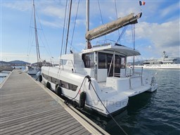 b665f_num81_3.jpg
