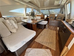 f3718_g01dl_img_0718_grand_.jpg