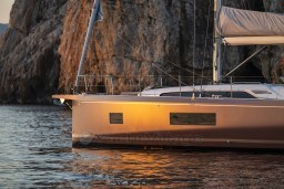 adb08_cvk5b_oceanis_52_image_exterior_sardinia_1_.jpg