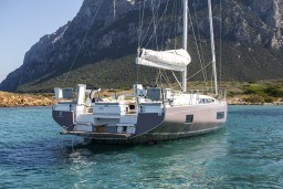 4e51e_autcv_oceanis_52_image_exterior_sardinia_3_.jpg