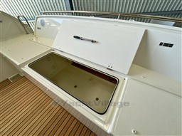 f8fa0_3kpnn_arri_re_du_bateau.jpg