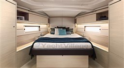 0837f_gp2ri_oceanis46.1_interieur_cabine.jpg