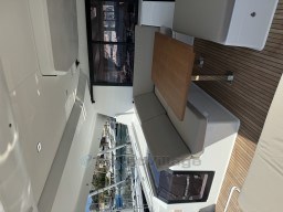 ac3e9_s2gn6_image00002.jpg