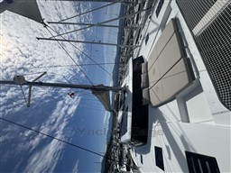 ae248_n5kv9_image00024.jpg