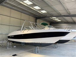 193c6_bateau_bayliner-capri-2352_6982224.jpg