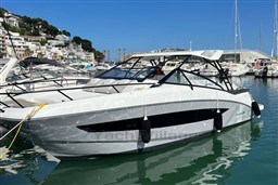 a4f92_srizd_2024-beneteau-flyer-10-power-9926583-20250828074849643-1_2_.jpg