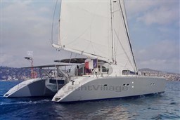 742cc_5v5mk_2001-lagoon-lagoon-570-switch-sail-9996446-20251030070701667-3.jpg.jpg