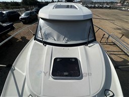 5db47_0jnn1_jeanneau_merry_fisher_695_cap_med_10.jpg