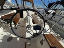 b5e24_ukicj_dufour_375_gl_cap_med_9.jpg